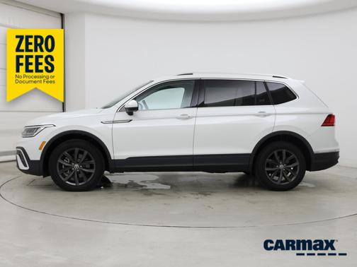 White 2023 Volkswagen Tiguan SE