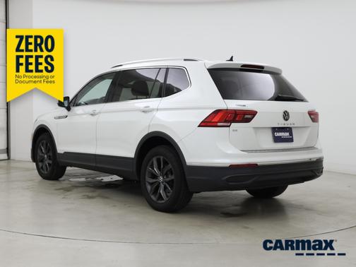 White 2023 Volkswagen Tiguan SE