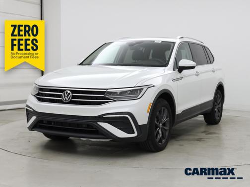 White 2023 Volkswagen Tiguan SE