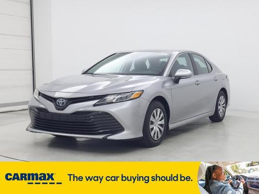 2020 Toyota Camry Hybrid LE
