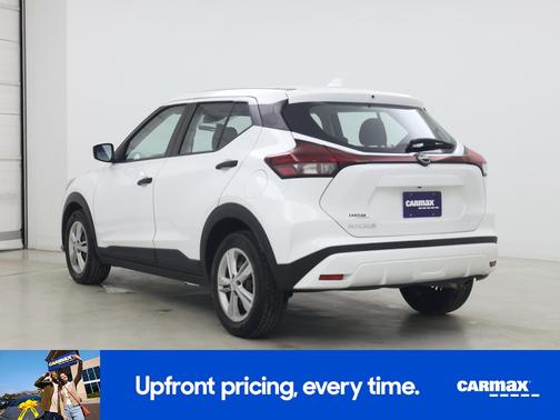 2023 Nissan Kicks S