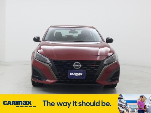 2023 Nissan Altima SR