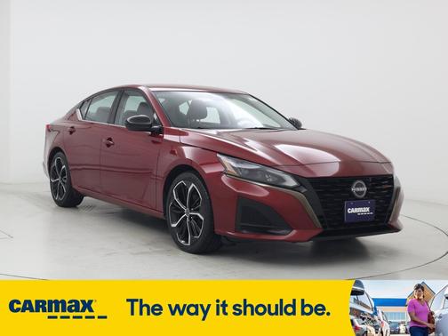 2023 Nissan Altima SR