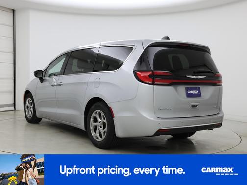Silver 2024 Chrysler Pacifica Limited
