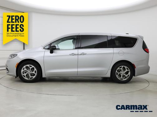 Silver 2024 Chrysler Pacifica Limited