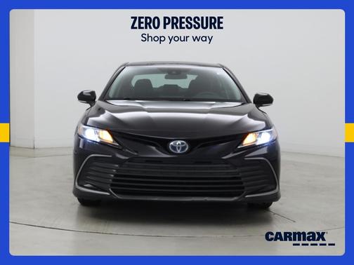 Black 2022 Toyota Camry Hybrid LE