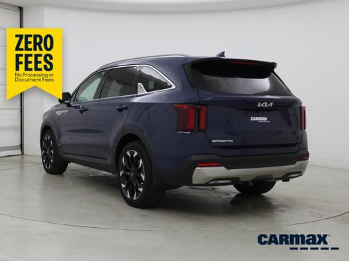 Blue 2025 Kia Sorento SX