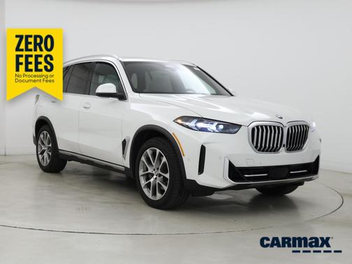 White 2024 BMW X5 sDrive40i
