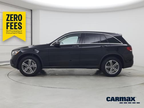 Black 2022 Mercedes-Benz GLC 300