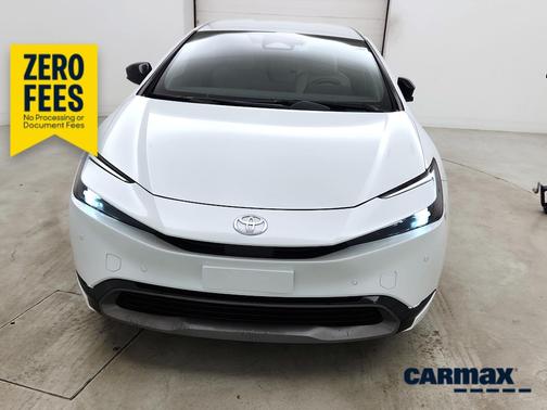 White 2023 Toyota Prius XLE