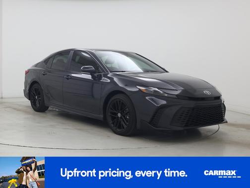 Black 2025 Toyota Camry SE