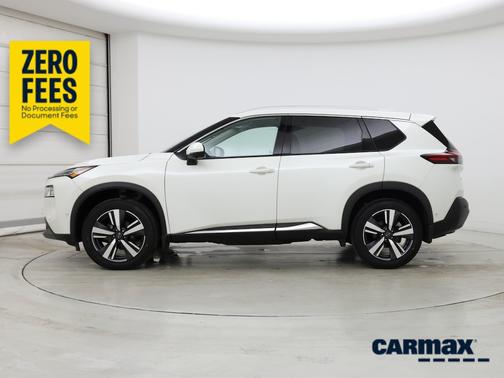 White 2023 Nissan Rogue SL