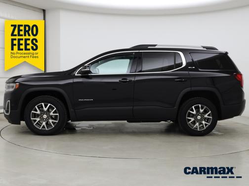 Black 2022 GMC Acadia SLE
