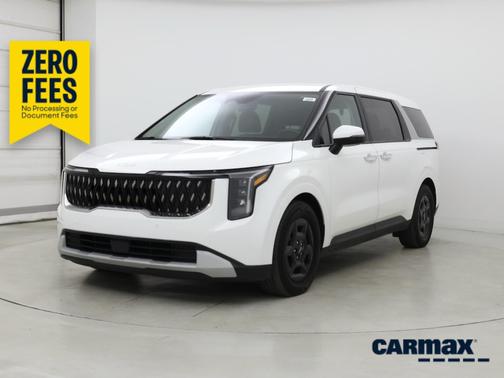 White 2025 Kia Carnival LXS