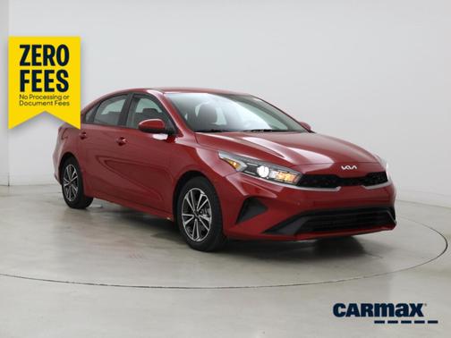 Red 2024 Kia Forte LXS