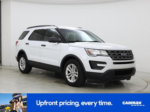 White 2016 Ford Explorer
