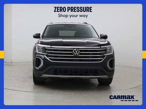 Black 2024 Volkswagen Atlas SE w/Tech