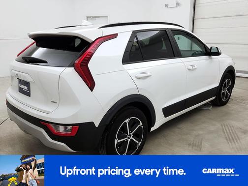 2023 Kia Niro EX