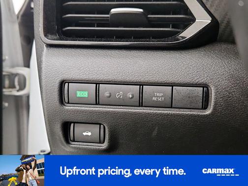 White 2023 Nissan Sentra SV