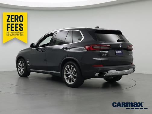 Gray 2022 BMW X5 sDrive40i