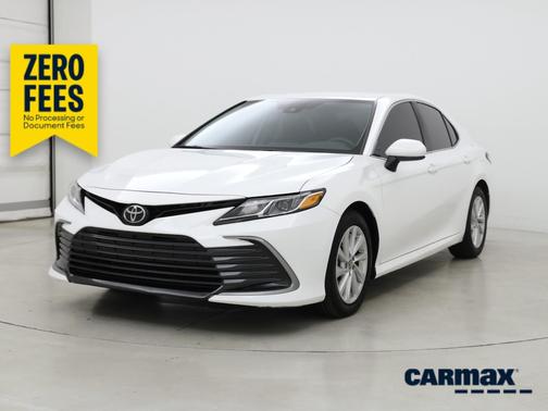 White 2024 Toyota Camry LE