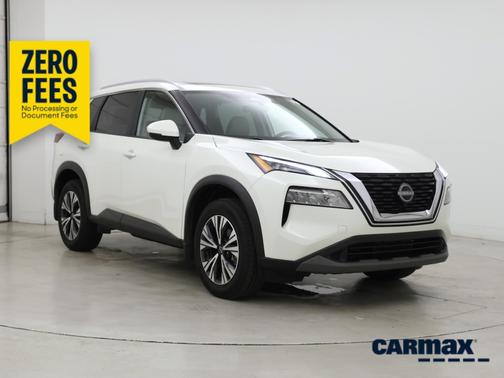 White 2022 Nissan Rogue SV