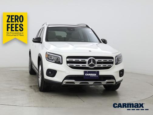 White 2022 Mercedes-Benz GLB 250