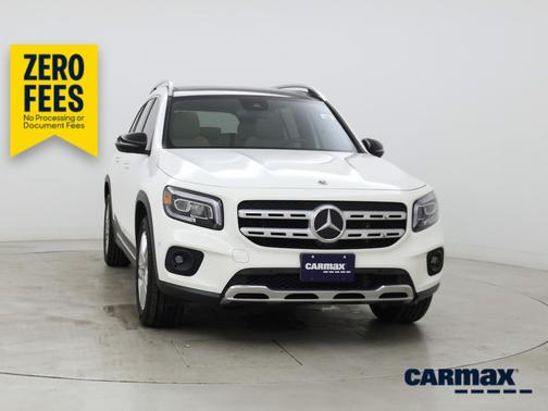 White 2022 Mercedes-Benz GLB 250