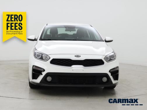 White 2019 Kia Forte LXS