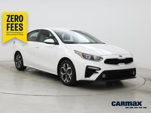 White 2019 Kia Forte LXS