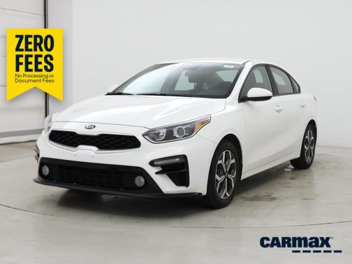 White 2019 Kia Forte LXS