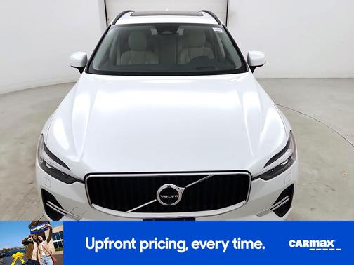 2022 Volvo XC60 B5 Momentum