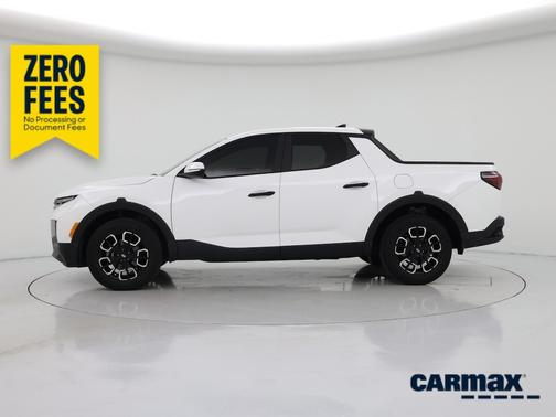 White 2023 Hyundai SANTA CRUZ SEL