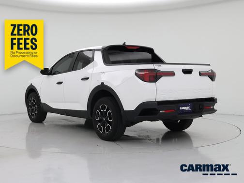 White 2023 Hyundai SANTA CRUZ SEL