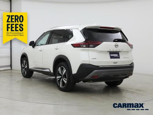 White 2023 Nissan Rogue SL