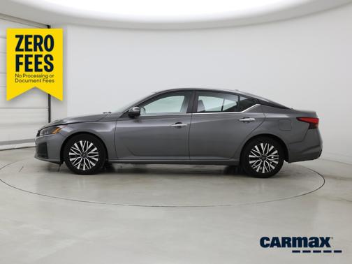 Gray 2023 Nissan Altima SV