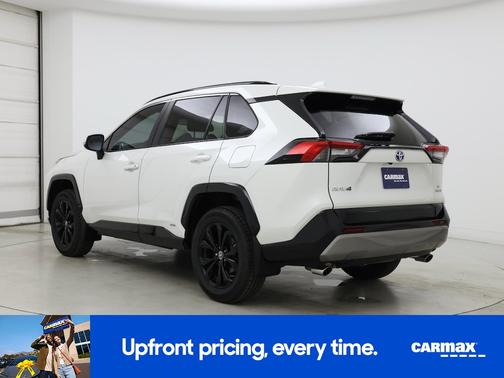White 2022 Toyota RAV4 Hybrid SE