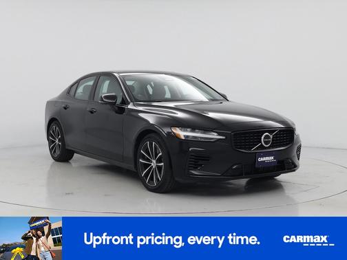 Black 2023 Volvo S60 Recharge Plug-In Hybrid T8 Plus Dark Theme