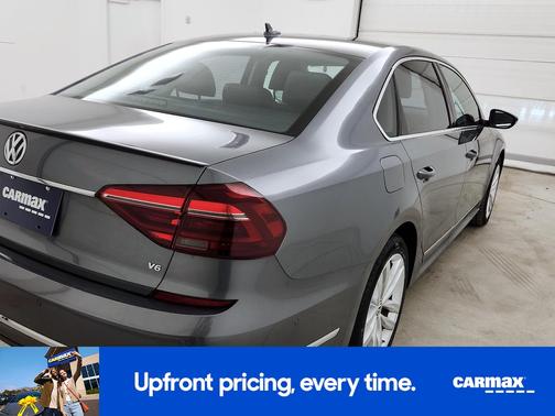 2018 Volkswagen Passat SEL Premium