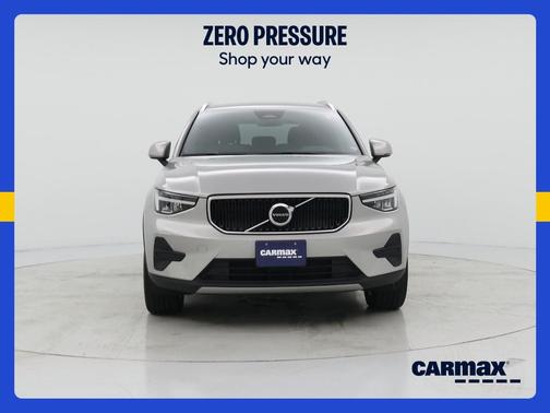 Gray 2023 Volvo XC40 B5 Core