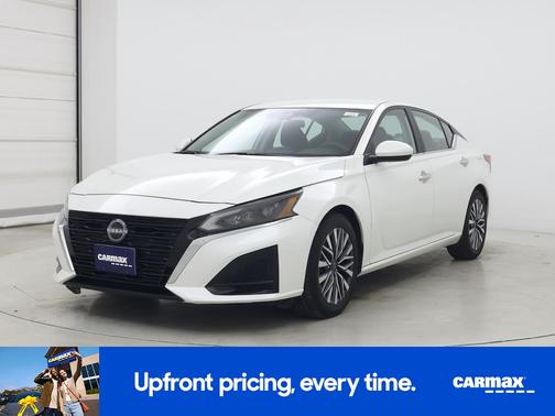 2023 Nissan Altima SV