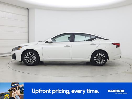 2023 Nissan Altima SV