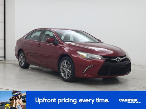 Red 2017 Toyota Camry SE