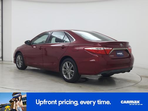 Red 2017 Toyota Camry SE