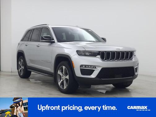 Silver 2025 Jeep Grand Cherokee Limited