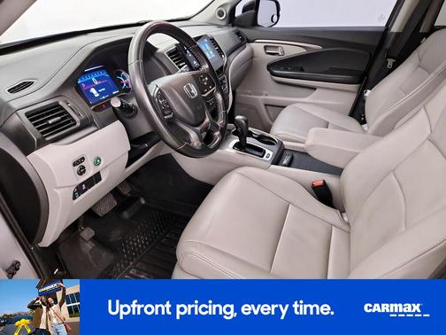 Silver 2019 Honda Pilot EX-L