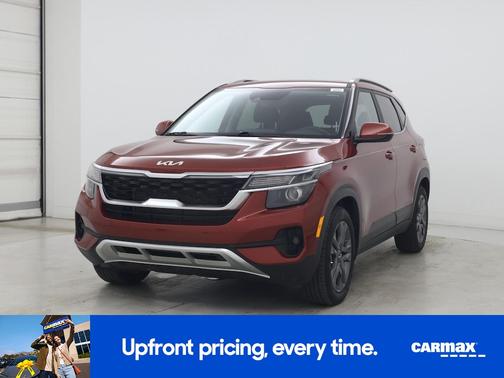 Orange 2023 Kia Seltos S