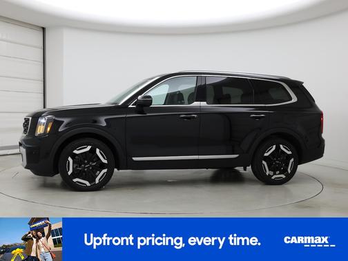 Black 2024 Kia Telluride S