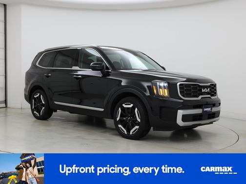 Black 2024 Kia Telluride S