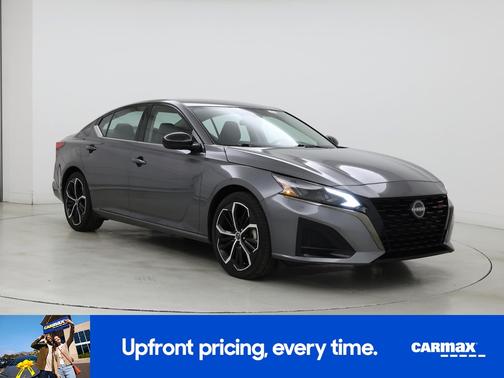 Gray 2024 Nissan Altima SR